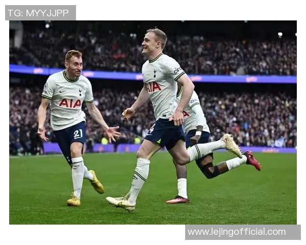 足总杯惊现冷门热刺与曼联激战成平局点球大战引发全场沸腾