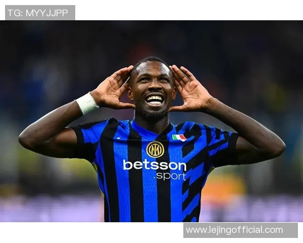 本菲卡3-0国米帽子戏法引发全场热议争议判罚成焦点