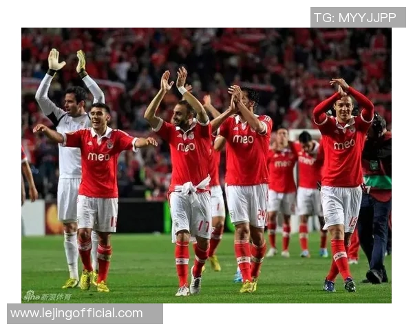 欧联杯惊天逆转本菲卡3-0战胜巴萨全场沸腾绝杀瞬间回顾