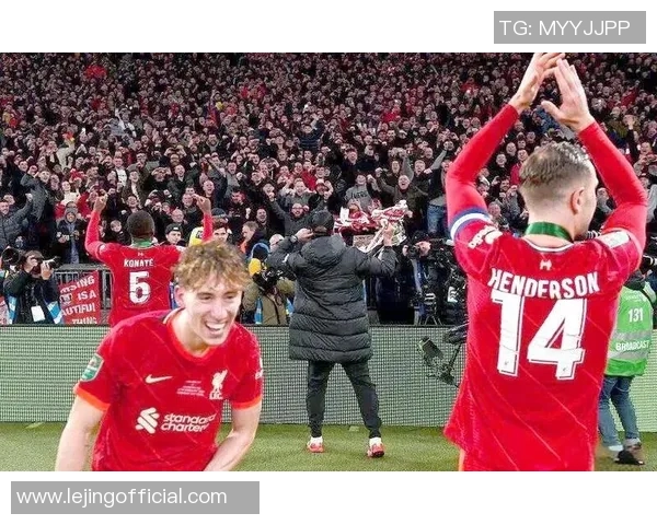 利物浦友谊赛大胜拜仁点球大战精彩瞬间引发全场欢呼