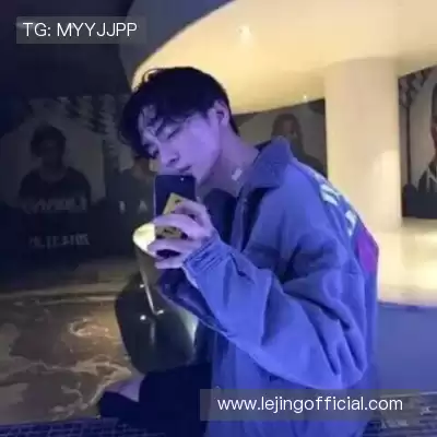伏浩章